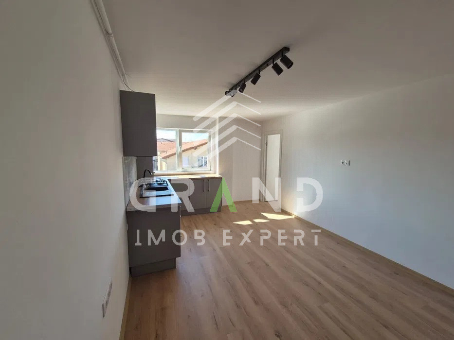 Apartament 3 camere, Florești