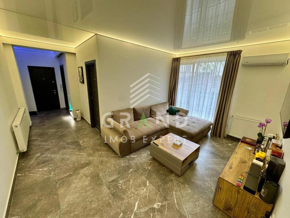 Apartament 3 camere de vanzare ,64 mp, Floresti