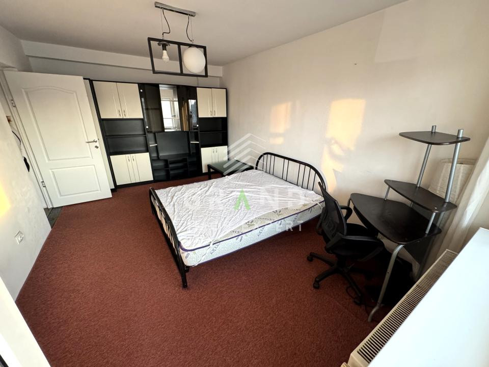 2 camere decomandat | 52 mp+balcon | Etaj 4/10 | Manastur-Calea Floresti