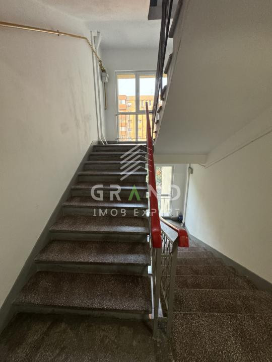 2 camere decomandat | 52 mp+balcon | Etaj 4/10 | Manastur-Calea Floresti