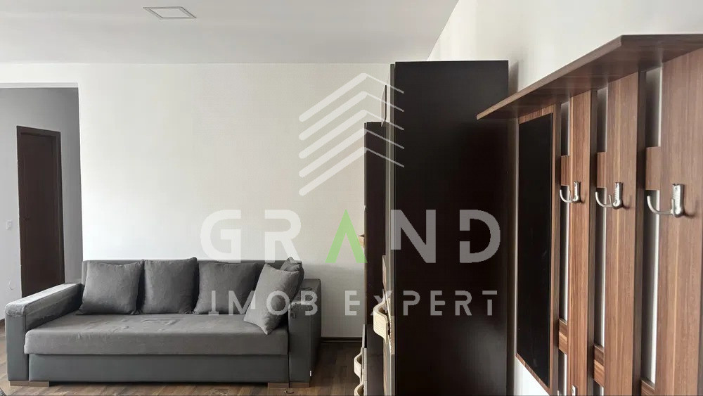 Apartament 3 camere, Terra, Floresti