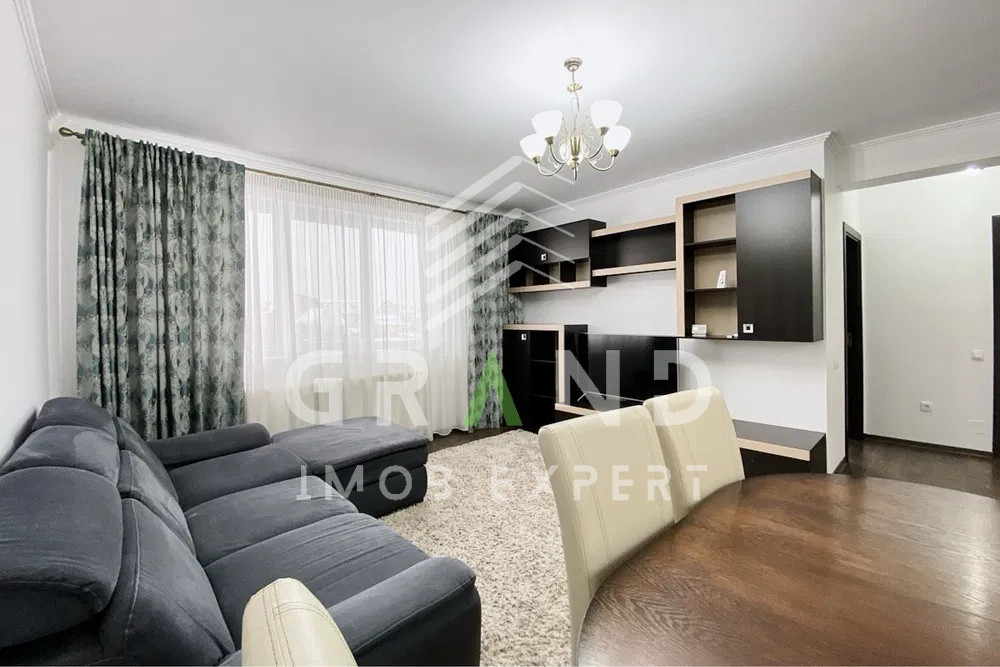 Apartament 3 camere de vanzare, str Tineretului, Floresti.