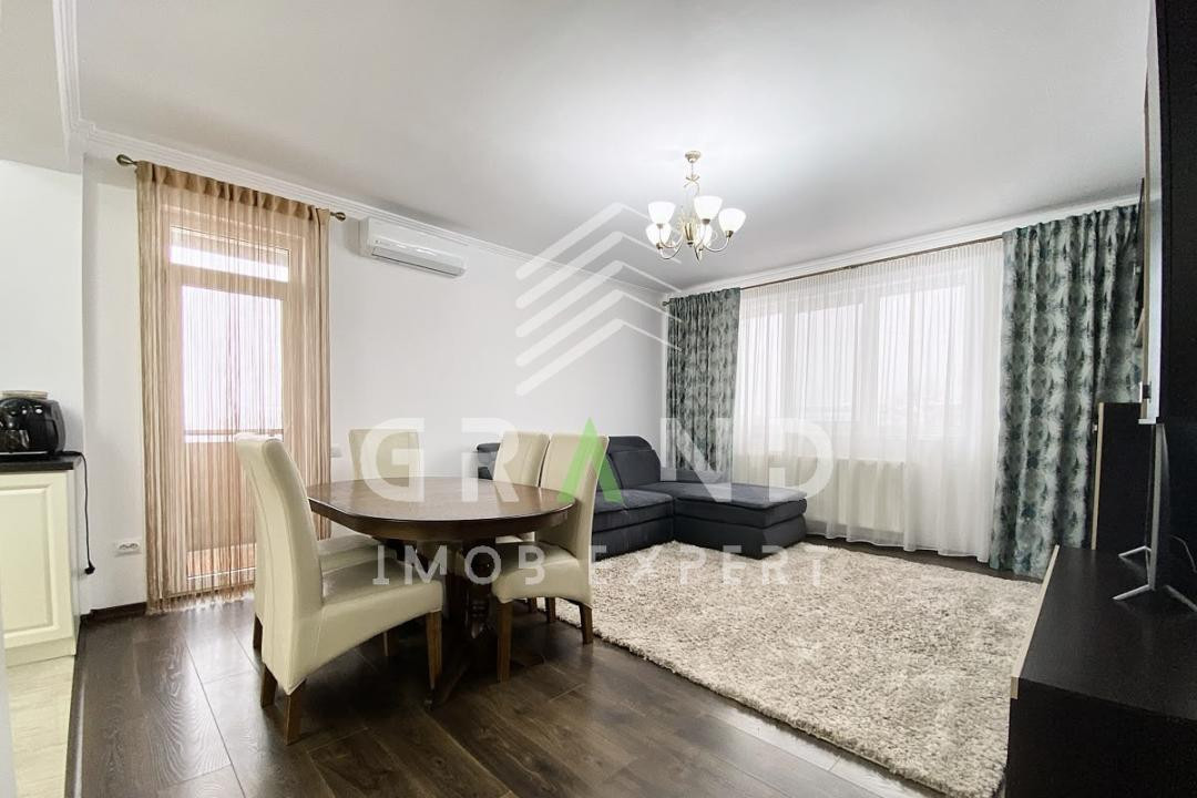 Apartament 3 camere de vanzare, str Tineretului, Floresti.