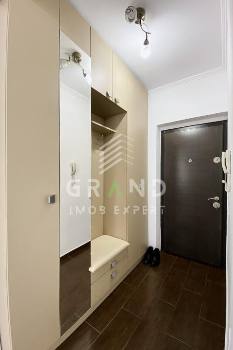 Apartament 3 camere de vanzare, str Tineretului, Floresti.