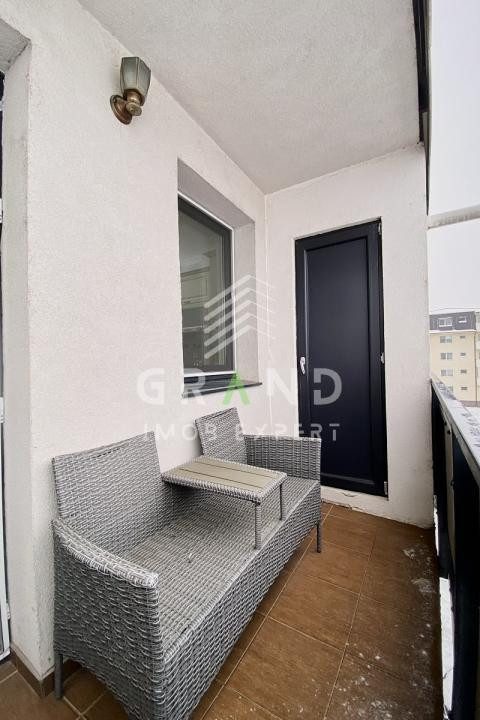 Apartament 3 camere de vanzare, str Tineretului, Floresti.
