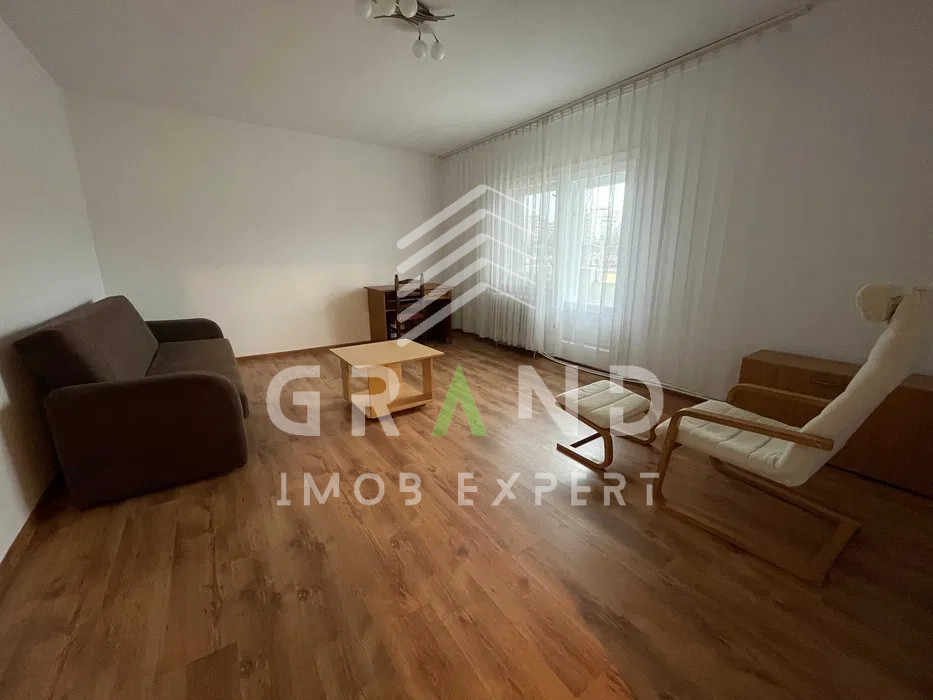 Apartament Decomandat | 2 Camere | Boxa Depozitare | Balcon | Plopilor