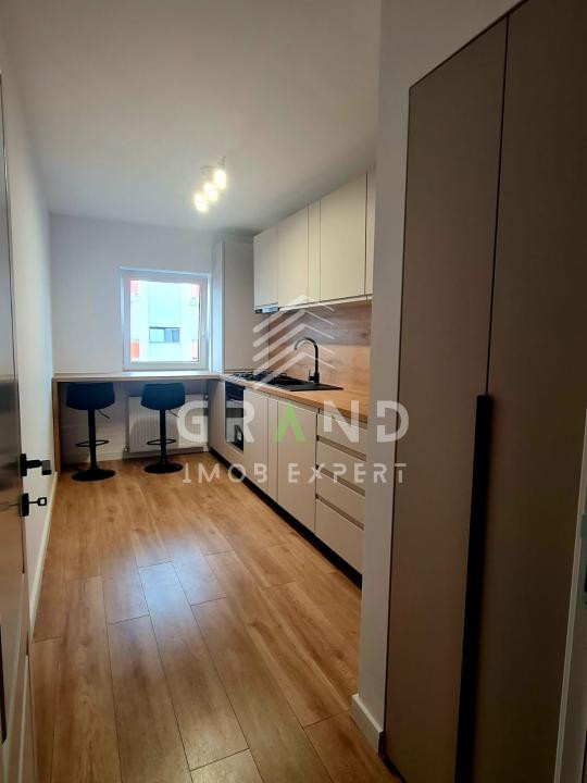Apartament de vanzare 2 camere decomandate, Sesul de Sus, Floresti