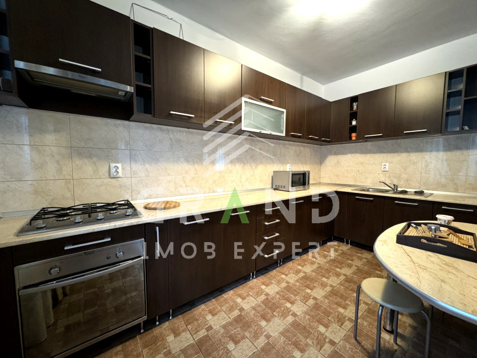 Casă 4 camere | GRĂDINĂ 350 mp | GARAJ |TERASĂ | Florești–Parc Poligon/Tăuțiului