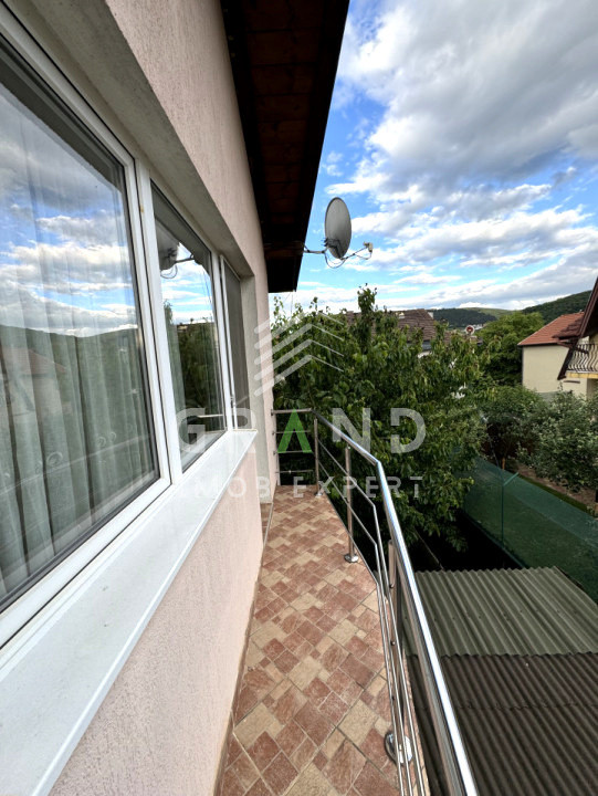 Casă 4 camere | GRĂDINĂ 350 mp | GARAJ |TERASĂ | Florești–Parc Poligon/Tăuțiului