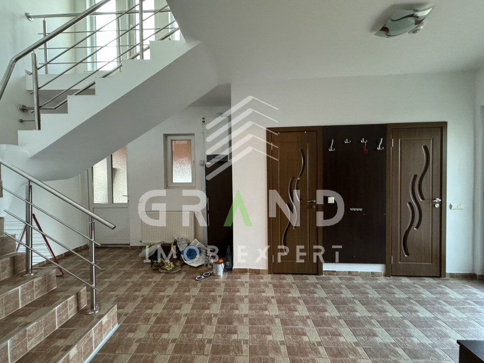 Casă 4 camere | GRĂDINĂ 350 mp | GARAJ |TERASĂ | Florești–Parc Poligon/Tăuțiului