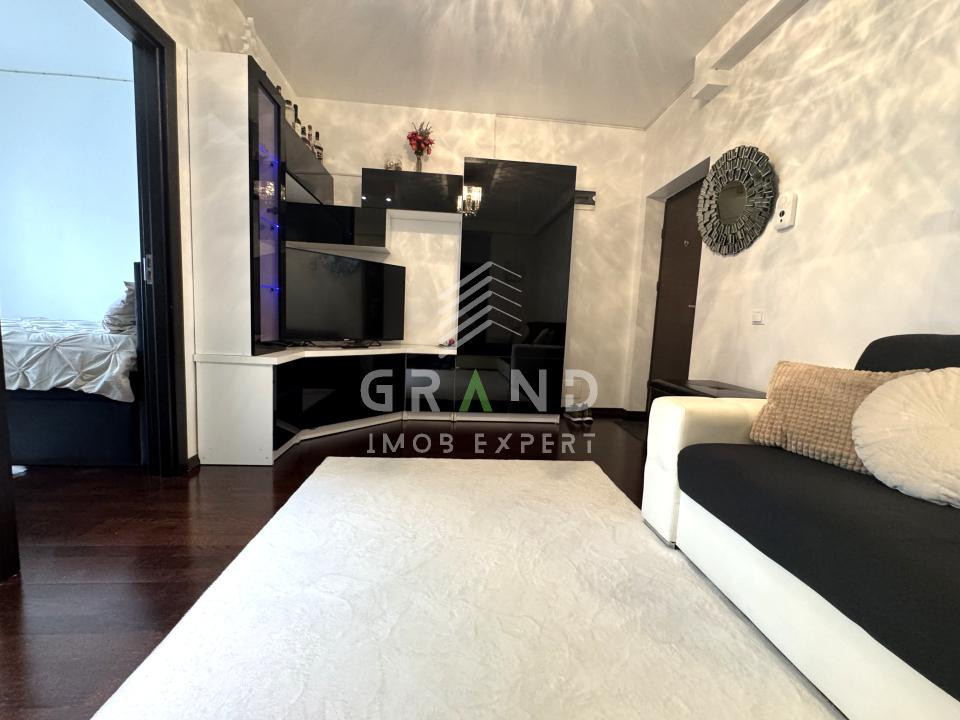 3 CAMERE (2 dormitoare+living)| BALCON 10 MP | PARCARE | EROILOR–FLOREȘTI