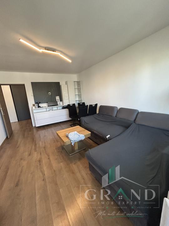 Apartament 3 camere 77mp | 2 balcoane | etaj intermediar | Manastur 