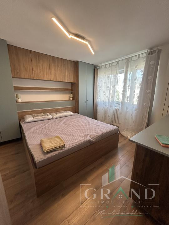 Apartament 3 camere 77mp | 2 balcoane | etaj intermediar | Manastur 