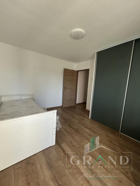 Apartament 3 camere 77mp | 2 balcoane | etaj intermediar | Manastur 