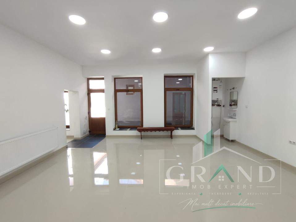 Spațiu comercial ultracentral | RENOVAT COMPLET | Str.Eroilor | Cluj-Napoca