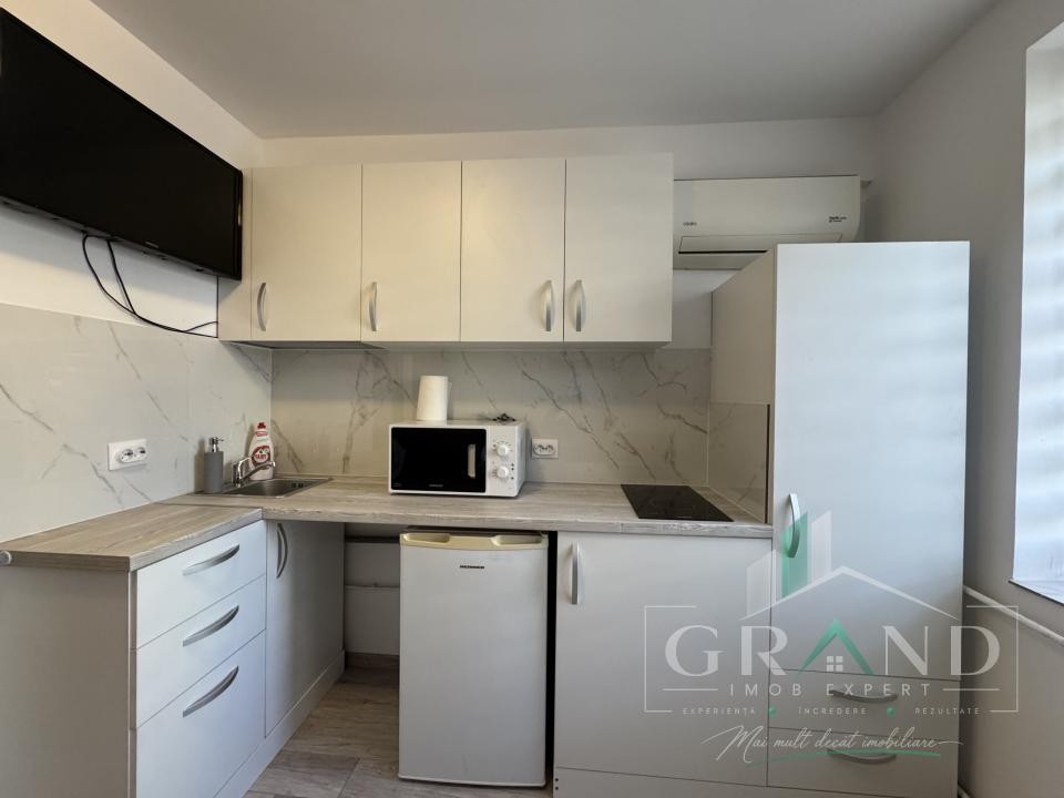  Garsonieră renovată complet | 12 mp | Etaj 1 | Mobilier pe comandă | GHEORGHENI