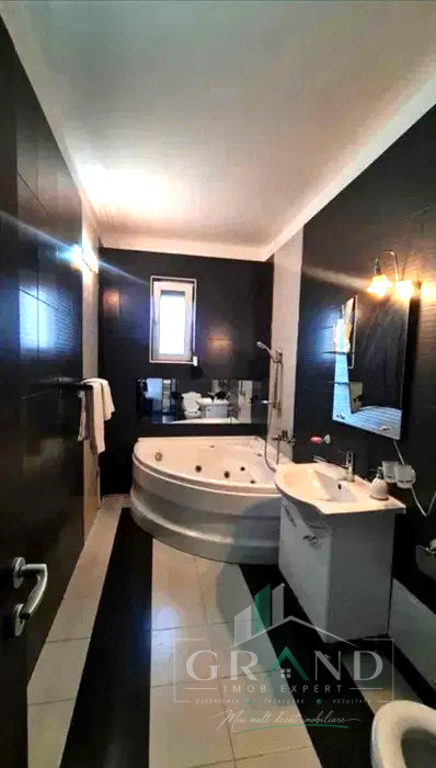 Apartament 2 camere, tip penthouse, cartier Europa