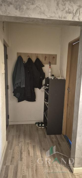 Apartament 3 camere decomandate, etaj intermediar, în Grigorescu