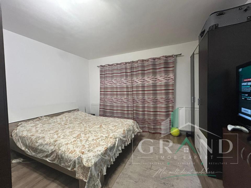Apartament de vanzare 2 camere decomandate, Eroilor, Floresti!