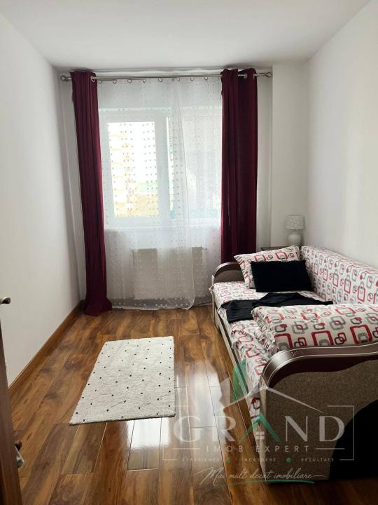 Apartament 3 camere, etaj 1, zona BMW, Floresti