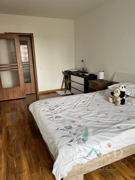 Apartament 3 camere, etaj 1, zona BMW, Floresti