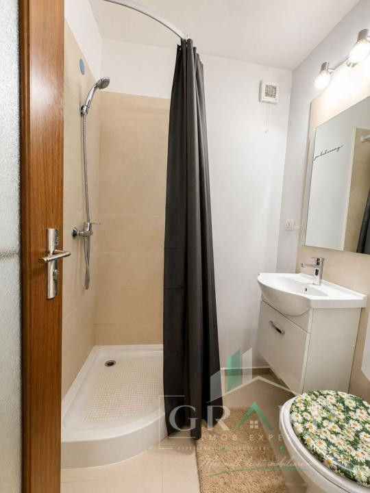 Apartament 3 camere, zona Interservisan