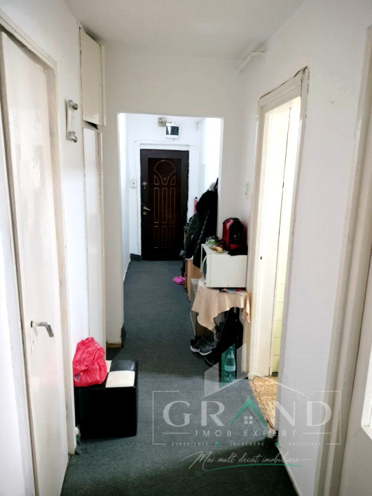 2 camere decomandate | Etaj 1/10 | Balcon | Clăbucet/Manastur–lângă pădure