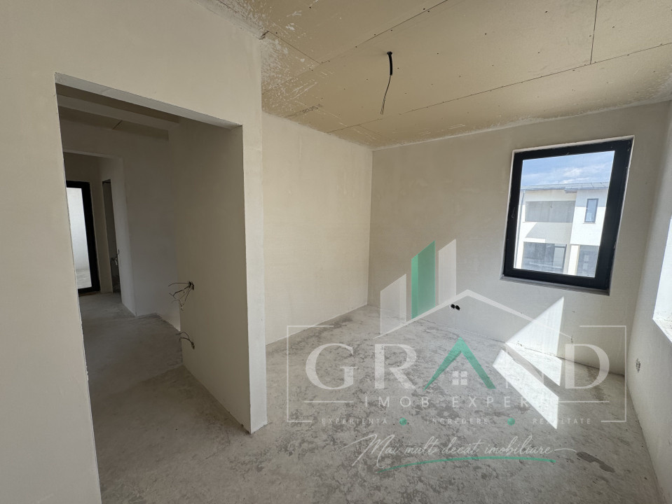 OPORTUNITATE! Casă individuală | 4 camere | 3 băi | Garaj | Teren 450 mp| Dezmir