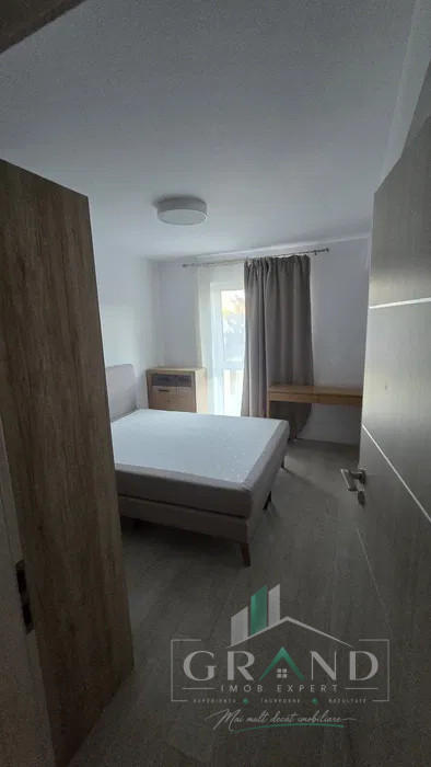 Apartament Renovat | 3 Camere | Etaj 1 | Parcare Subterana | Strada Traian