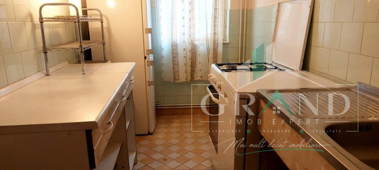 Ap 2 camere decomandate | Etaj 1 | Zona Mehedinți–Baza Sportivă „La Terenuri”