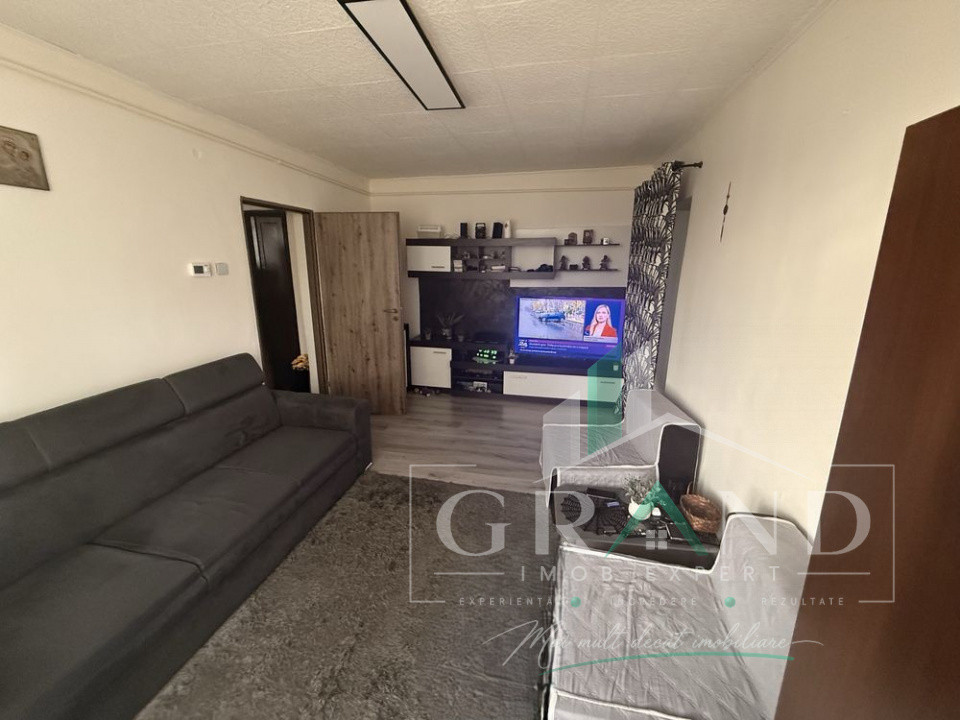 Ap 2 camere | balcon – zona semicentrală / Piața Abator