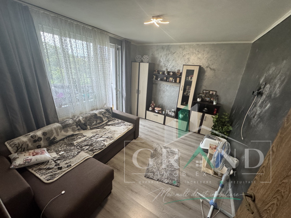 Ap 2 camere | balcon – zona semicentrală / Piața Abator