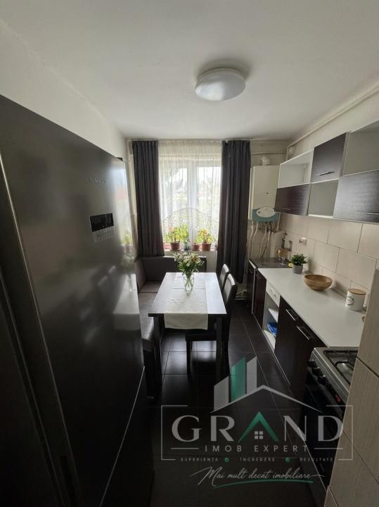 Ap 2 camere | balcon – zona semicentrală / Piața Abator