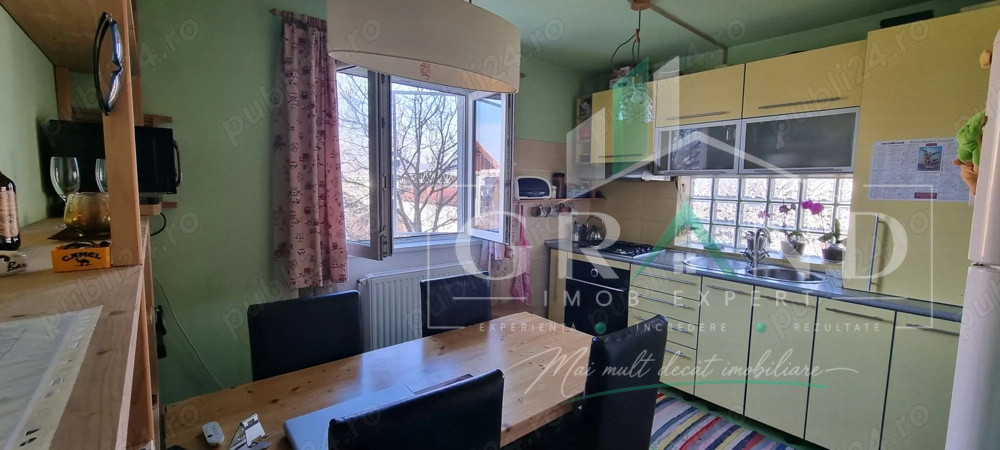 Apartament in vila | 2 camere | Decomandat | Parcare | Curte | Bulgaria/Ira