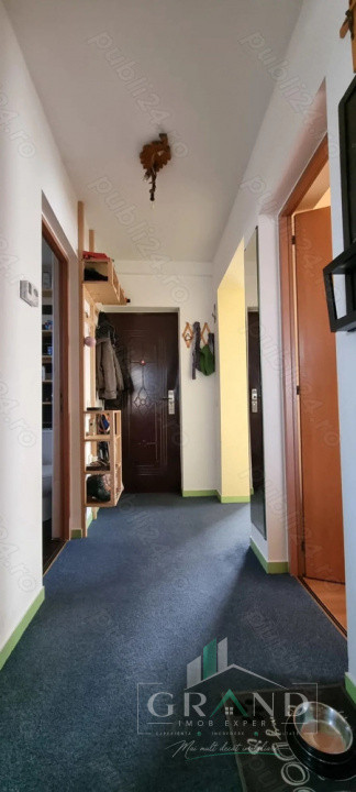Apartament in vila | 2 camere | Decomandat | Parcare | Curte | Bulgaria/Ira