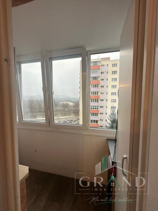 Apartament 2 camere, etaj intermediar, cartier Grigorescu
