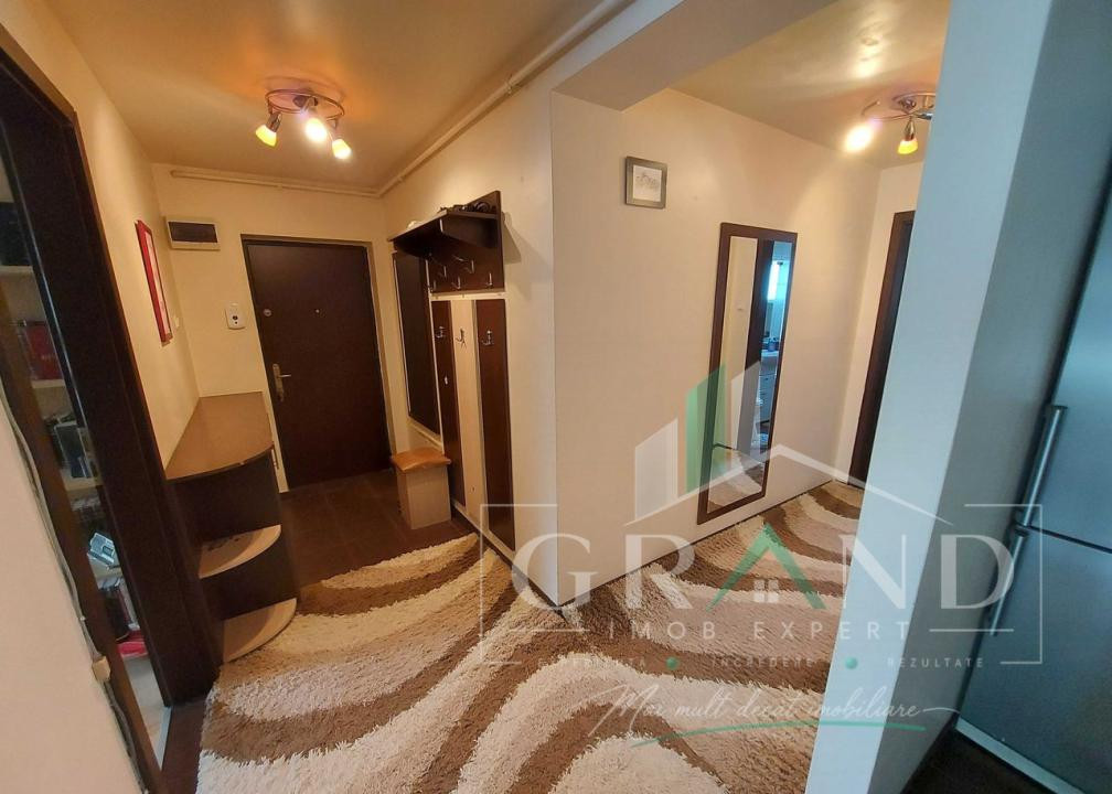 Apartament 3 camere 61mp | balcon 4mp| zona Teilor 