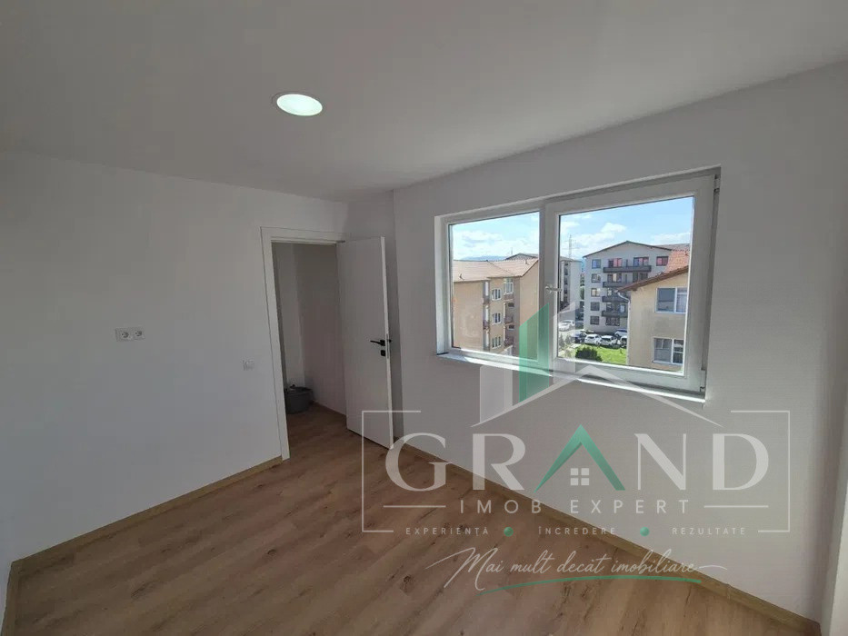 Apartament 3 camere, Florești