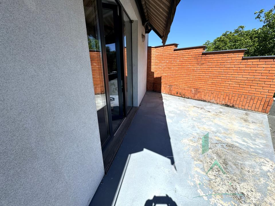 Spații administrative/birouri+posibil locuință | 271 mp | Iris–Piața 1 Mai 