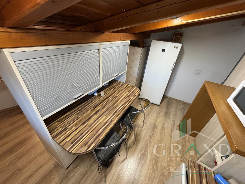 Spații administrative/birouri+posibil locuință | 271 mp | Iris–Piața 1 Mai 