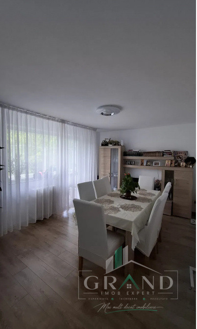 Manastur : Vanzare Apartament | 3 Camere | Boxa | Balcon | 67 MP