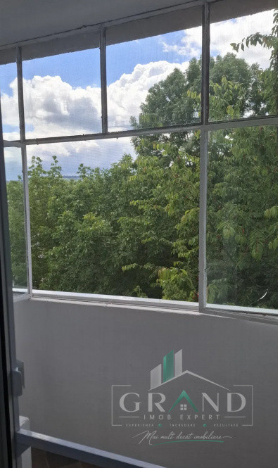 Manastur : Vanzare Apartament | 3 Camere | Boxa | Balcon | 67 MP
