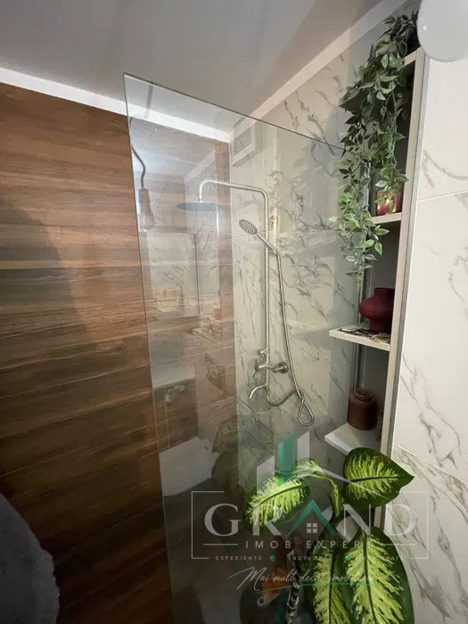 Apartament 3 camere, Tăietura Turcului