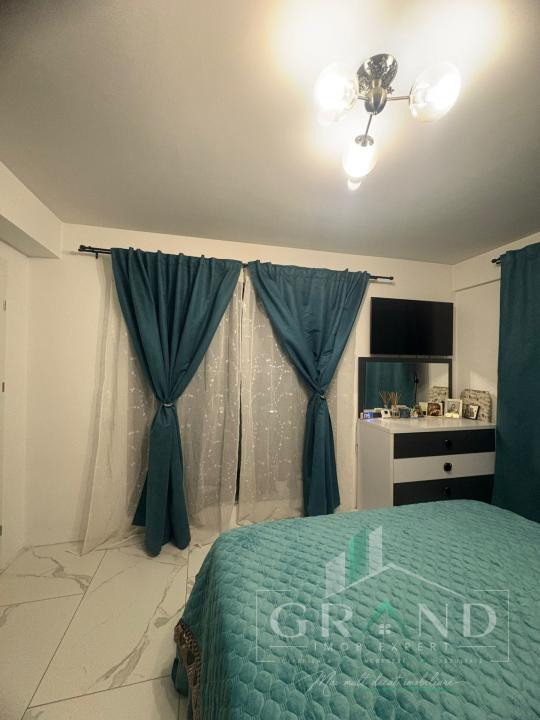 Apartament 2 camere de vanzare , zona Vivo, Floresti.