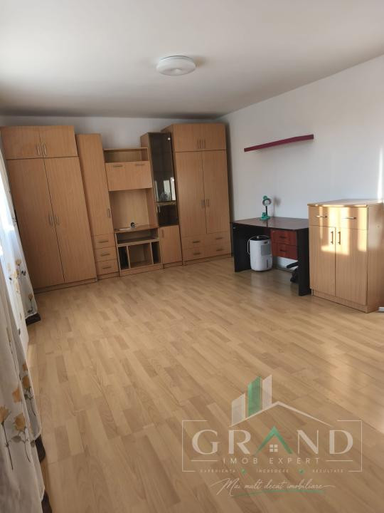 Apartament cu o cameră, Mănăștur