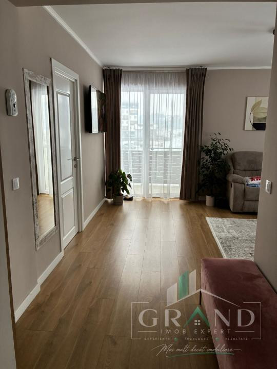 Apartament 3 camere 50mp | balcon | zona Tineretului