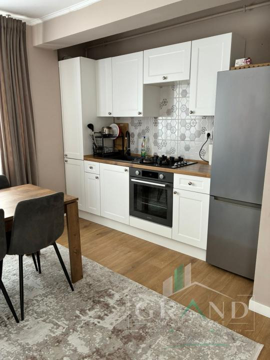 Apartament 3 camere 50mp | balcon | zona Tineretului