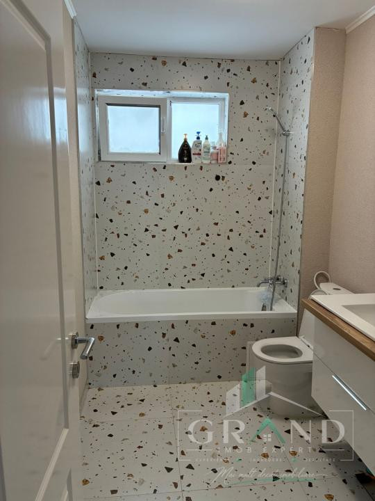 Apartament 3 camere 50mp | balcon | zona Tineretului