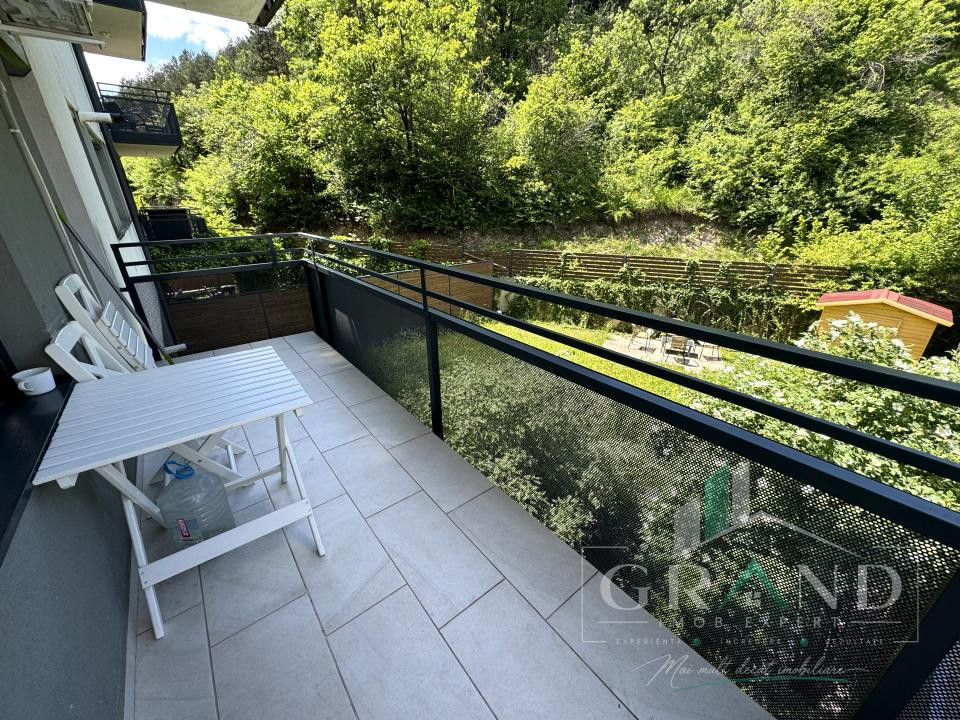ACASĂ LA MARGINEA PĂDURII | 3 Camere | BALCON | Donath Park/Capat Grigorescu