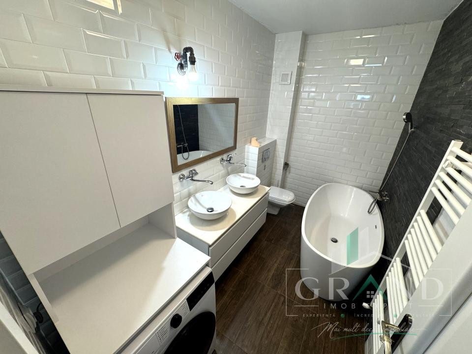ACASĂ LA MARGINEA PĂDURII | 3 Camere | BALCON | Donath Park/Capat Grigorescu